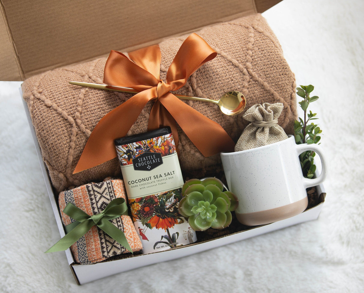 Hygge gift with blanket Cozy Fall Gift Comforting Gift Package Sympathy Gift Basket Thinking of you gift Sending Hugs Gift for Mom