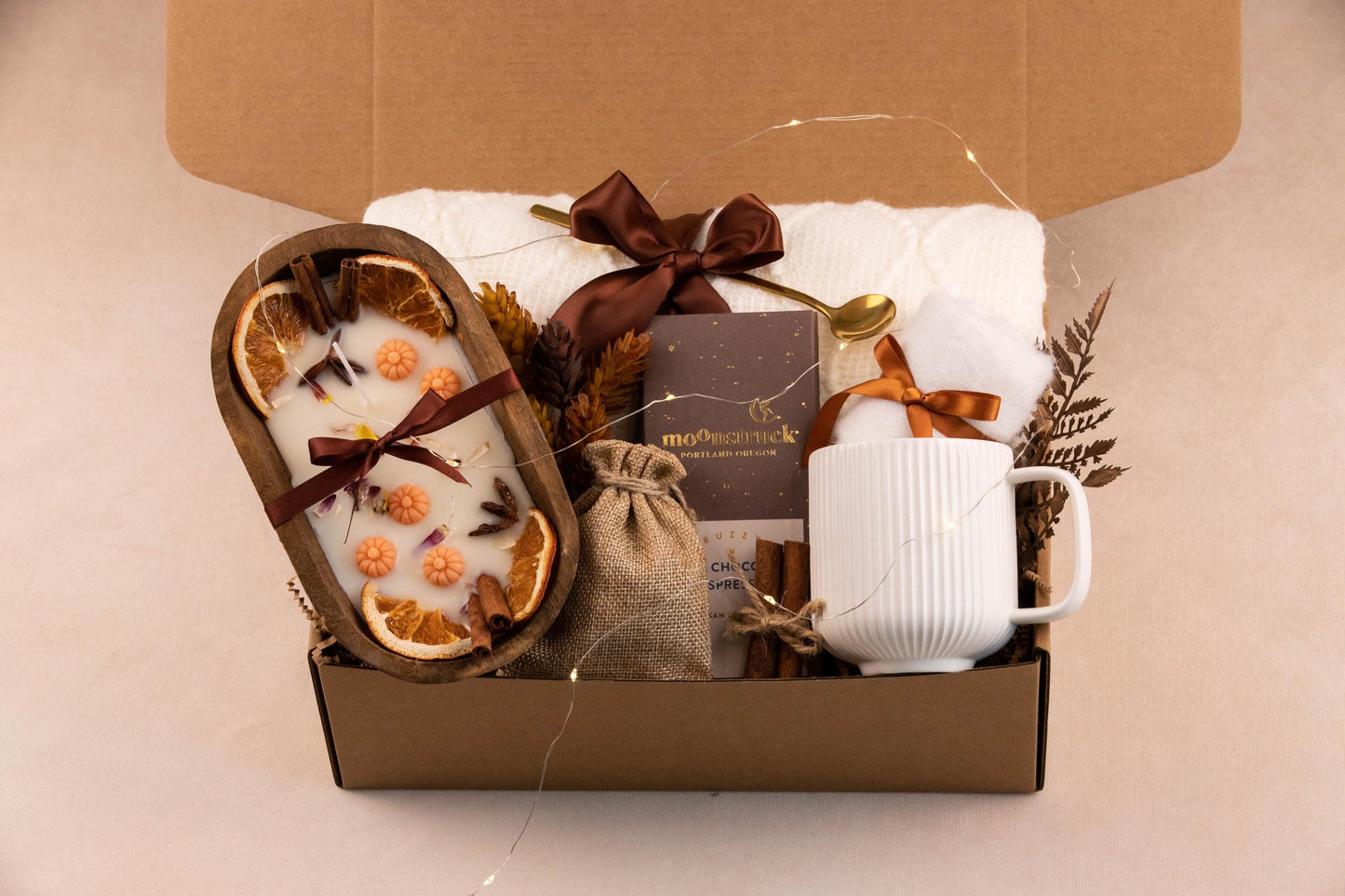 Hygge Fall Gift Box, Fall Gift Basket, Fall Season Gift, Cozy Fall Gift Set, Harvest Gift, Pumpkin Spice, Cozy Blanket Gift Box